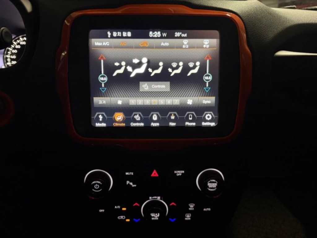 지프 레니게이드 1.3 리미티드 FWD 이미지 10