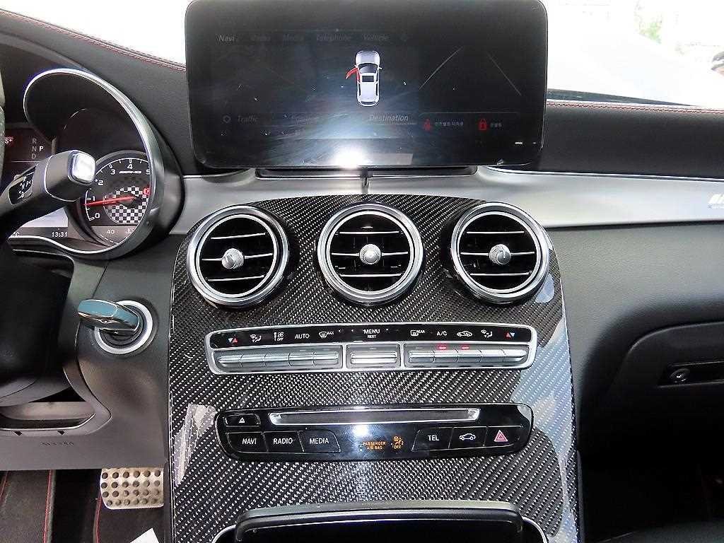 벤츠 GLC 클래스 GLC클래스 X253 AMG GLC 43 4MATIC 이미지 13