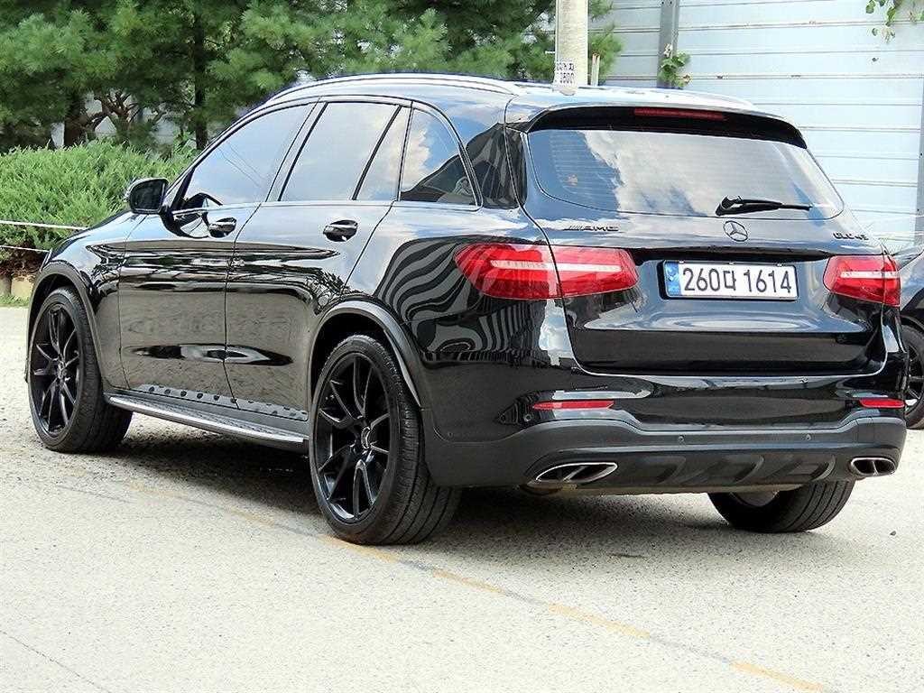 벤츠 GLC 클래스 GLC클래스 X253 AMG GLC 43 4MATIC 이미지 3