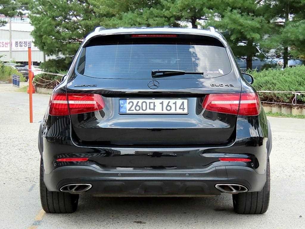 벤츠 GLC 클래스 GLC클래스 X253 AMG GLC 43 4MATIC 이미지 4