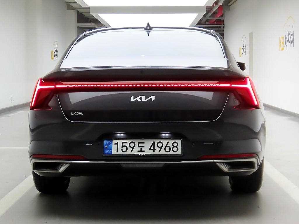 기아 K8 2.5 2WD 시그니처 이미지 3