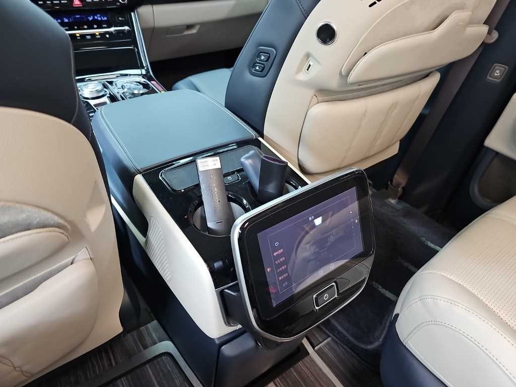 기아 카니발 카니발 4세대 가솔린 9인승 하이리무진(특장업체) 이미지 15
