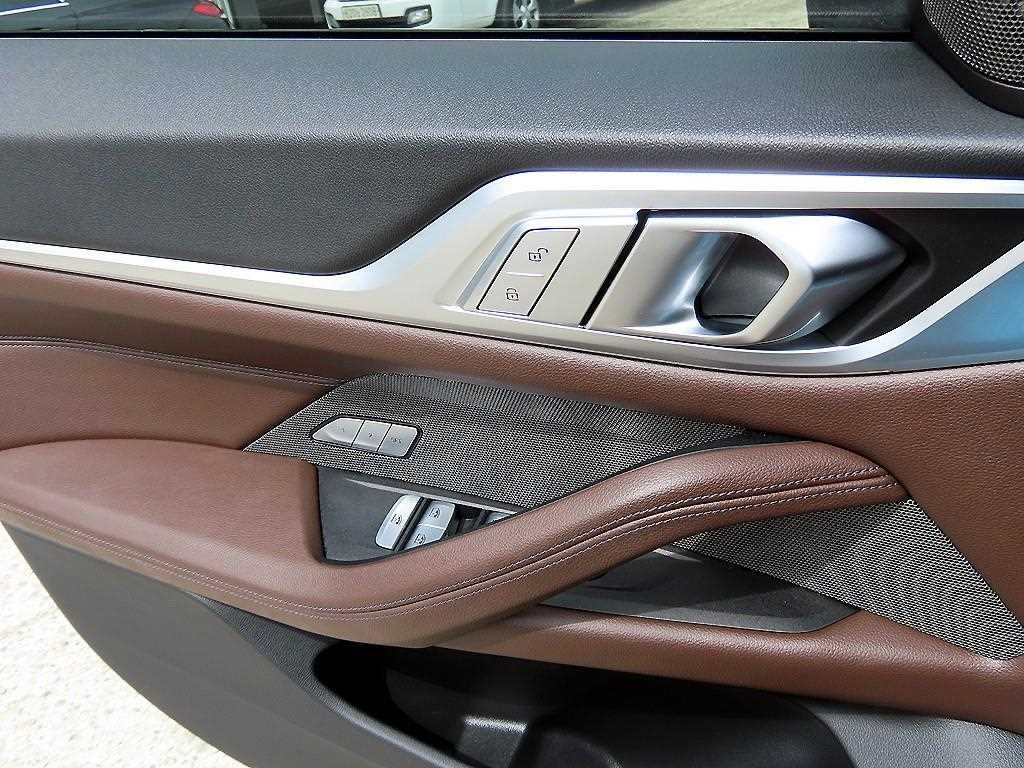 BMW 4시리즈 4시리즈 (G22) 420d 그란쿠페 M 스포츠 퍼스트 에디션 이미지 12
