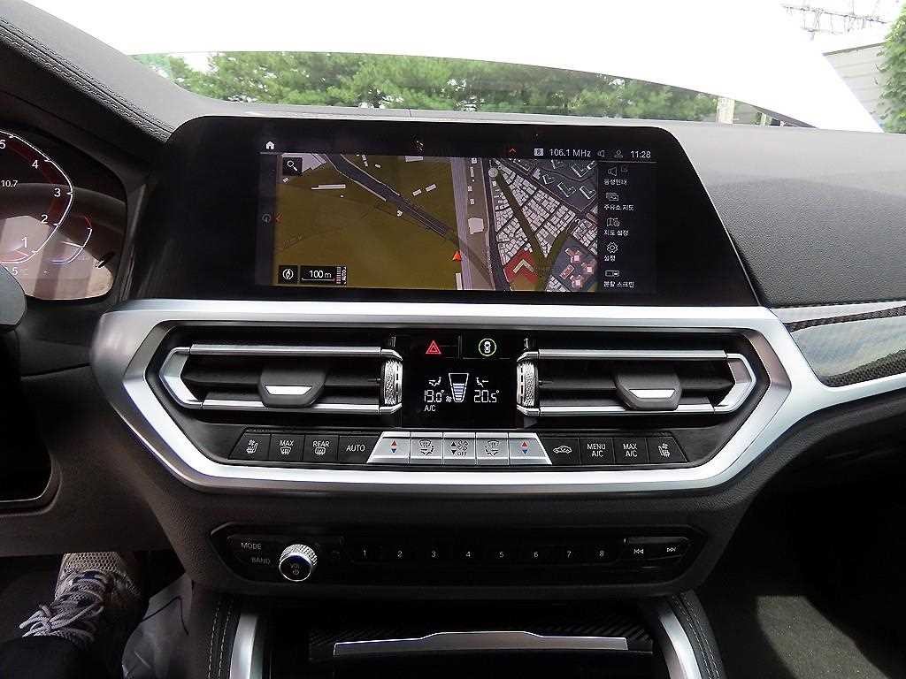 BMW 4시리즈 4시리즈 (G22) 420d 그란쿠페 M 스포츠 퍼스트 에디션 이미지 13