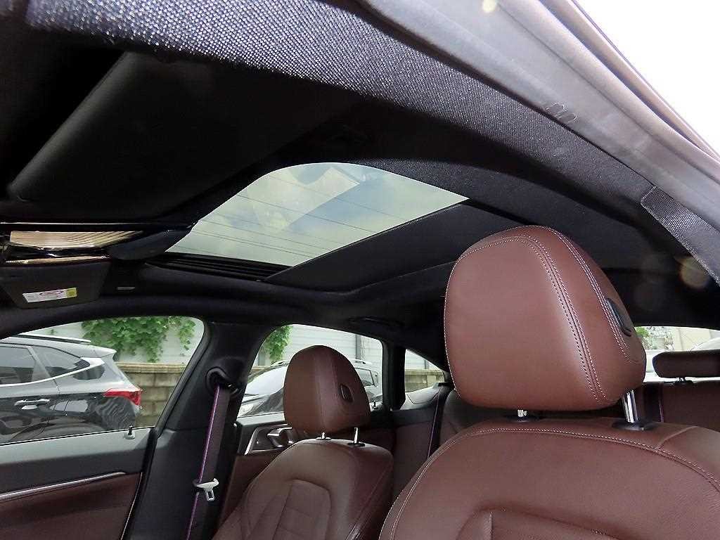 BMW 4시리즈 4시리즈 (G22) 420d 그란쿠페 M 스포츠 퍼스트 에디션 이미지 16