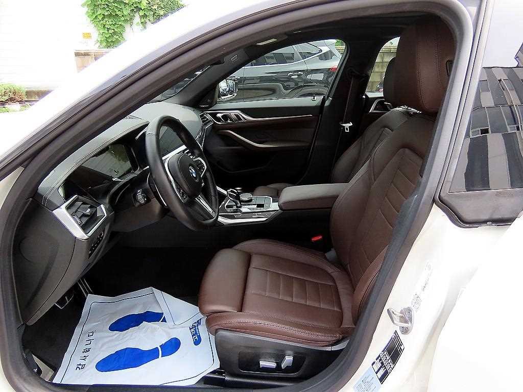 BMW 4시리즈 4시리즈 (G22) 420d 그란쿠페 M 스포츠 퍼스트 에디션 이미지 5