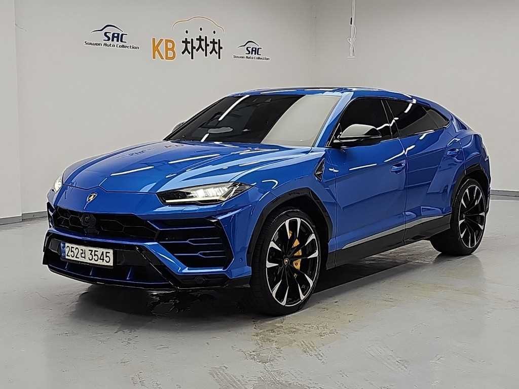 람보르기니 우루스 4.0 V8 이미지 1