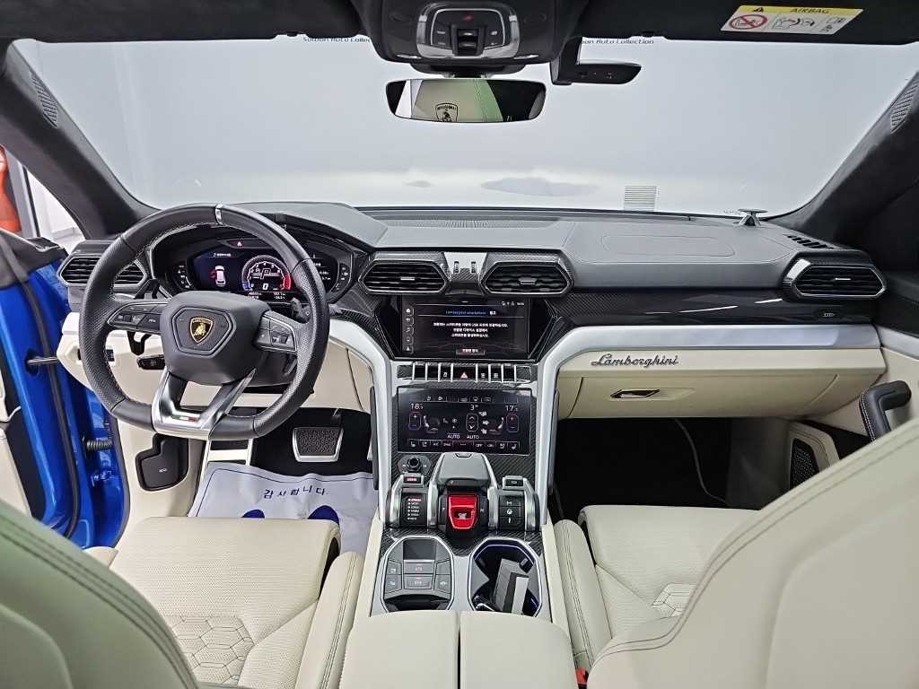 람보르기니 우루스 4.0 V8 이미지 7
