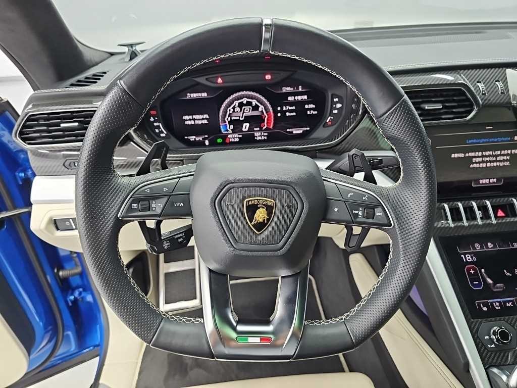 람보르기니 우루스 4.0 V8 이미지 9