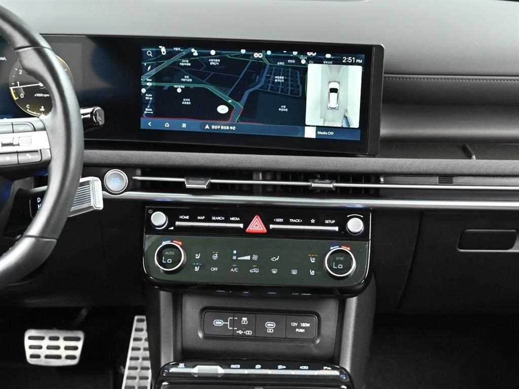 현대 투싼 더 뉴 투싼 (NX4) 가솔린 1.6 터보 4WD 인스퍼레이션 이미지 14