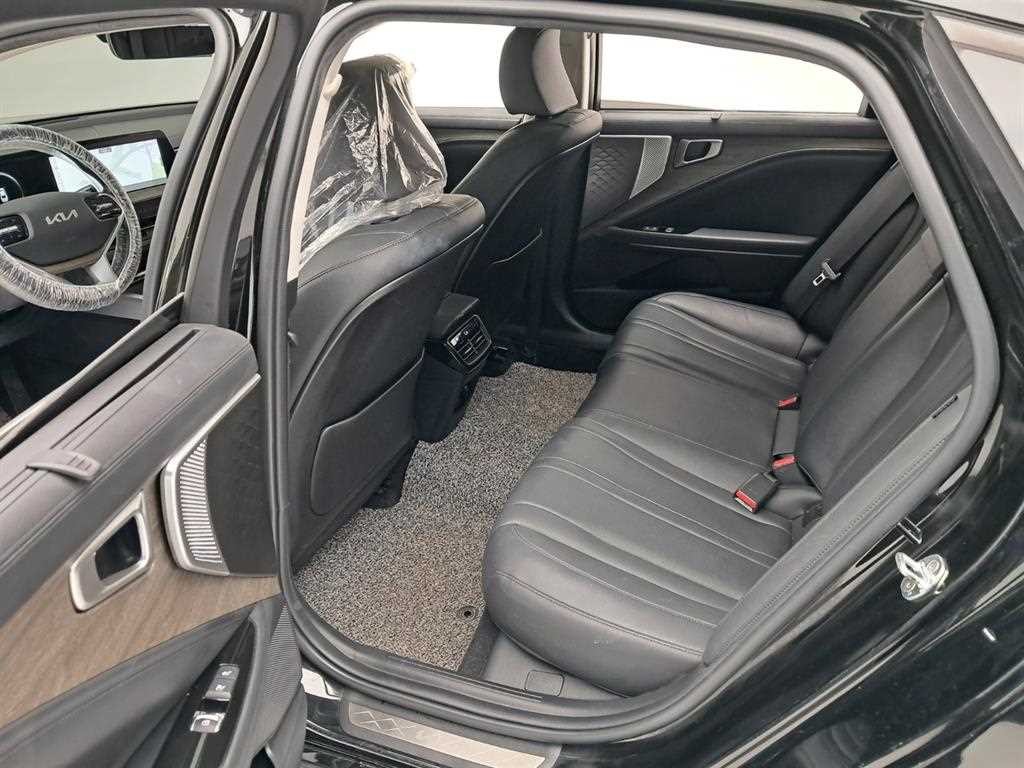 기아 K8 2.5 2WD 노블레스 이미지 12