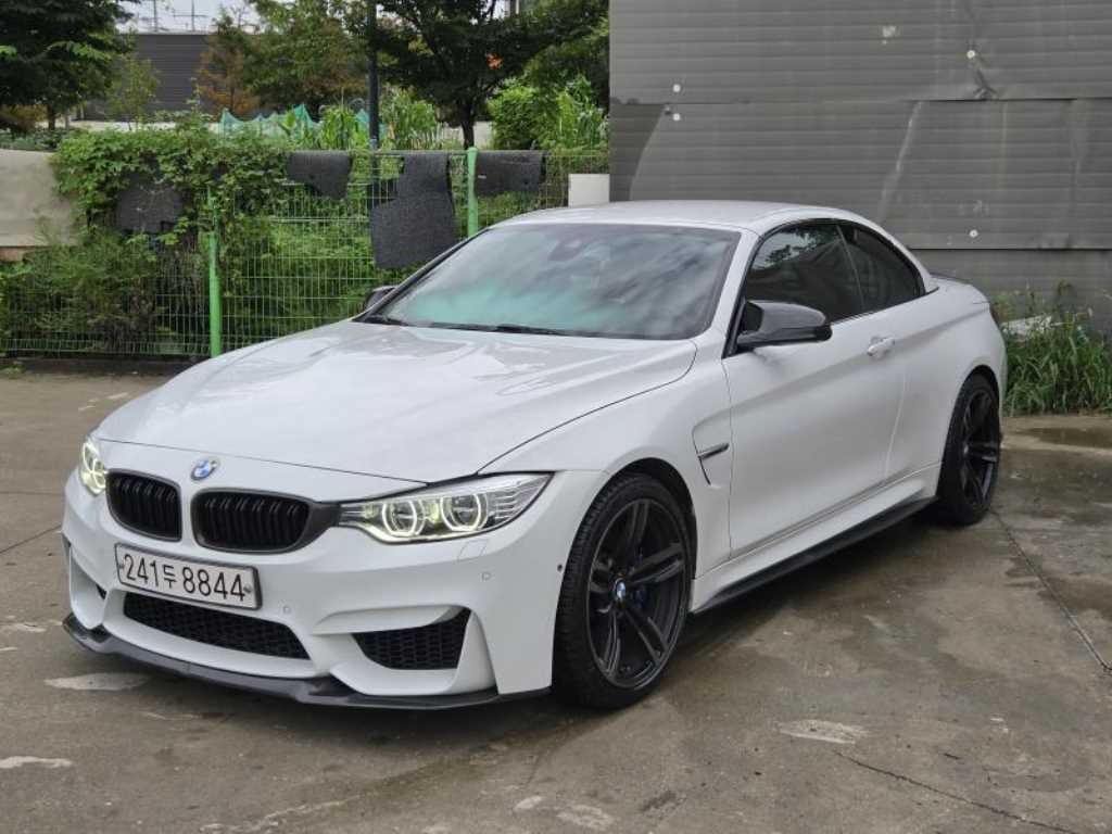 BMW 4시리즈 M4 (F82) 컨버터블 이미지 6