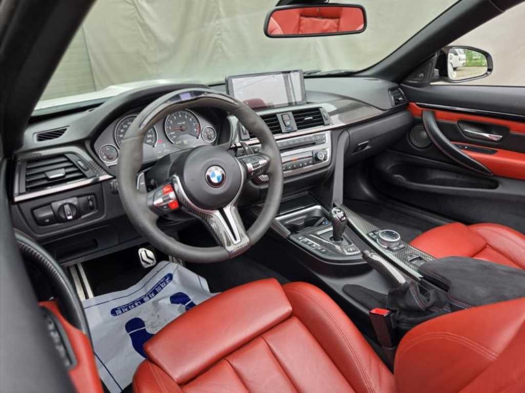 BMW 4시리즈 M4 (F82) 컨버터블 이미지 9