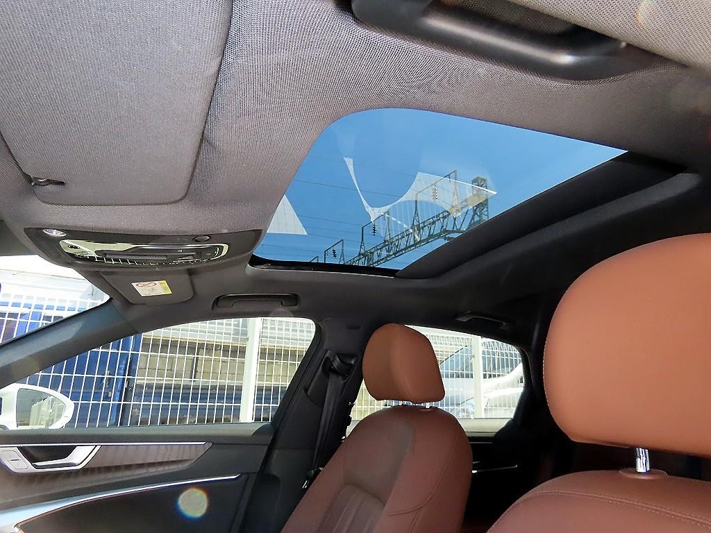 아우디 A6 A6 (C8) 45 TFSI 프리미엄 이미지 17