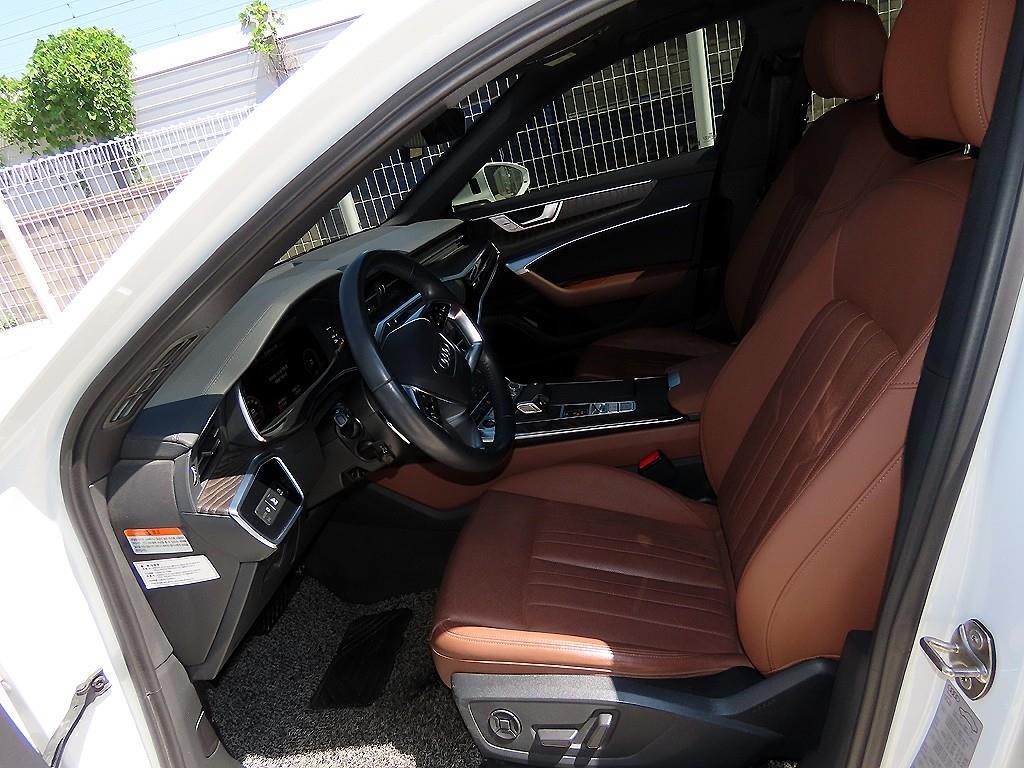 아우디 A6 A6 (C8) 45 TFSI 프리미엄 이미지 5