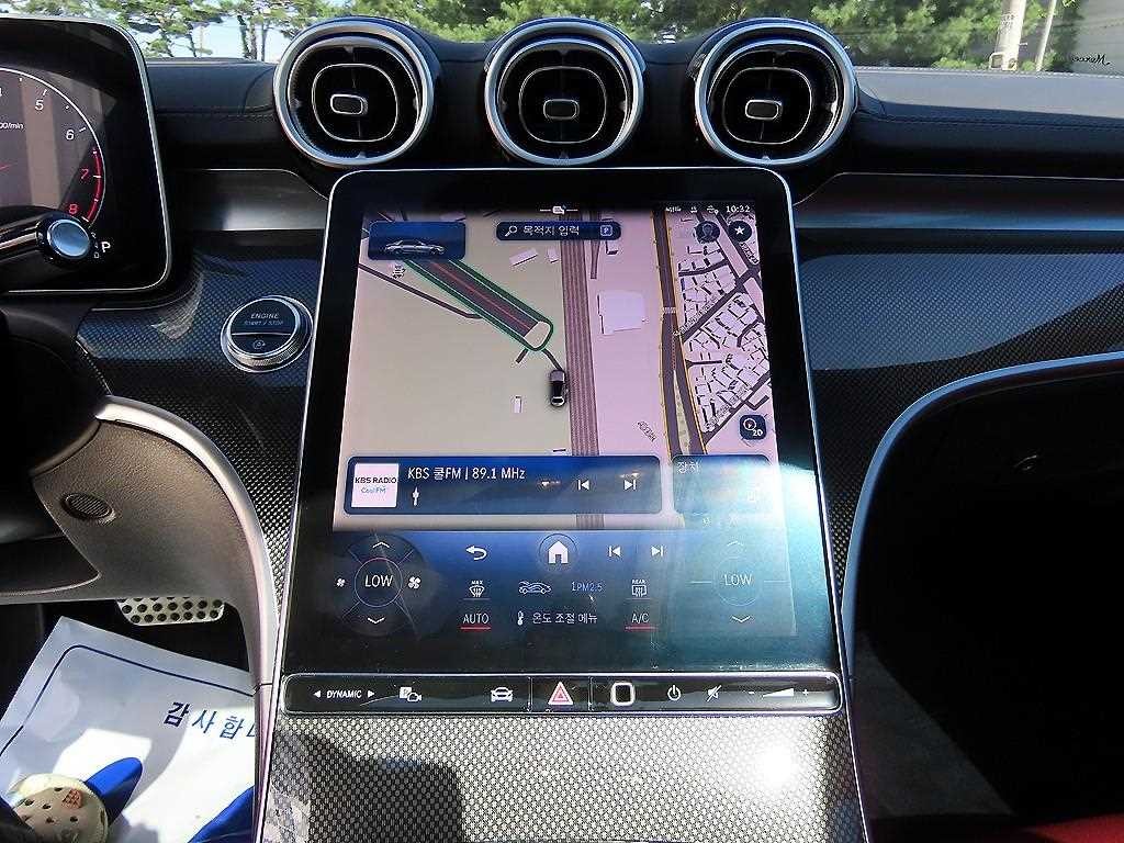 벤츠 C 클래스 C클래스 W206 C300 4MATIC AMG 라인 이미지 13
