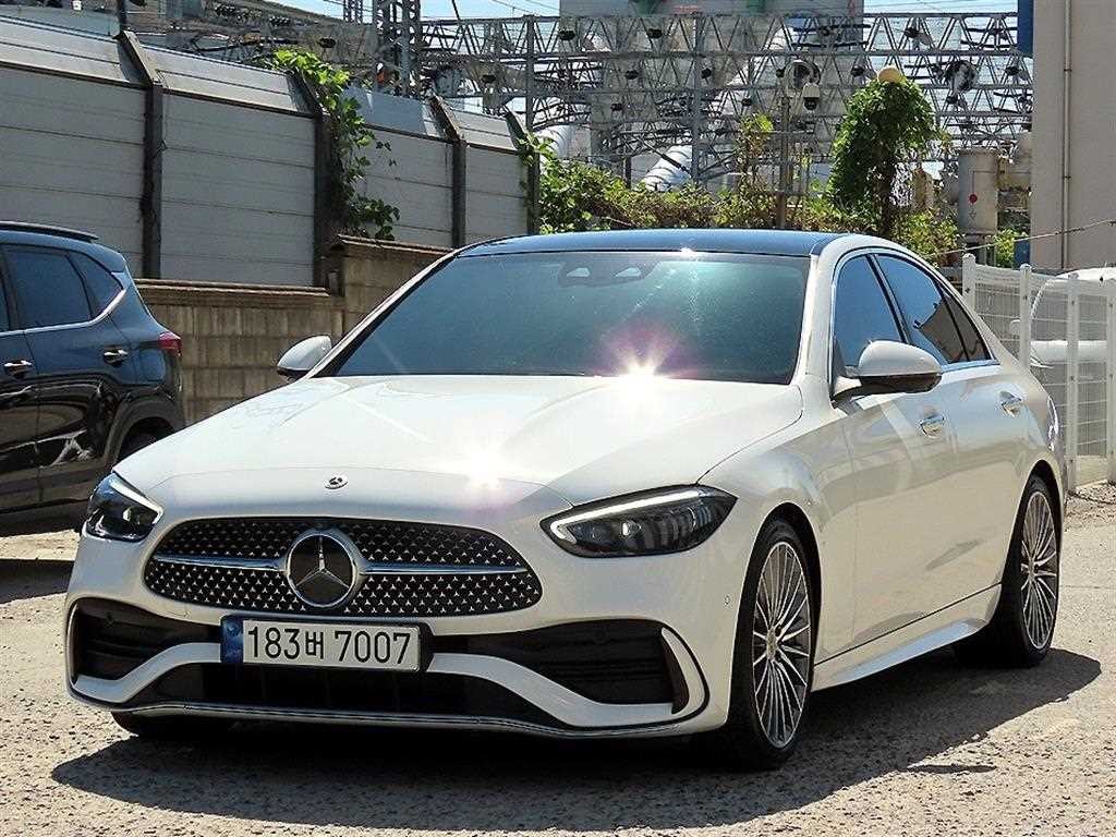 벤츠 C 클래스 C클래스 W206 C300 4MATIC AMG 라인 이미지 2