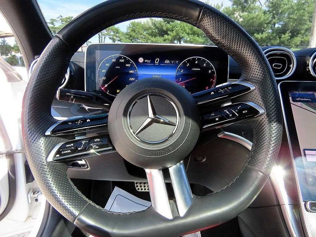 벤츠 C 클래스 C클래스 W206 C300 4MATIC AMG 라인 이미지 8