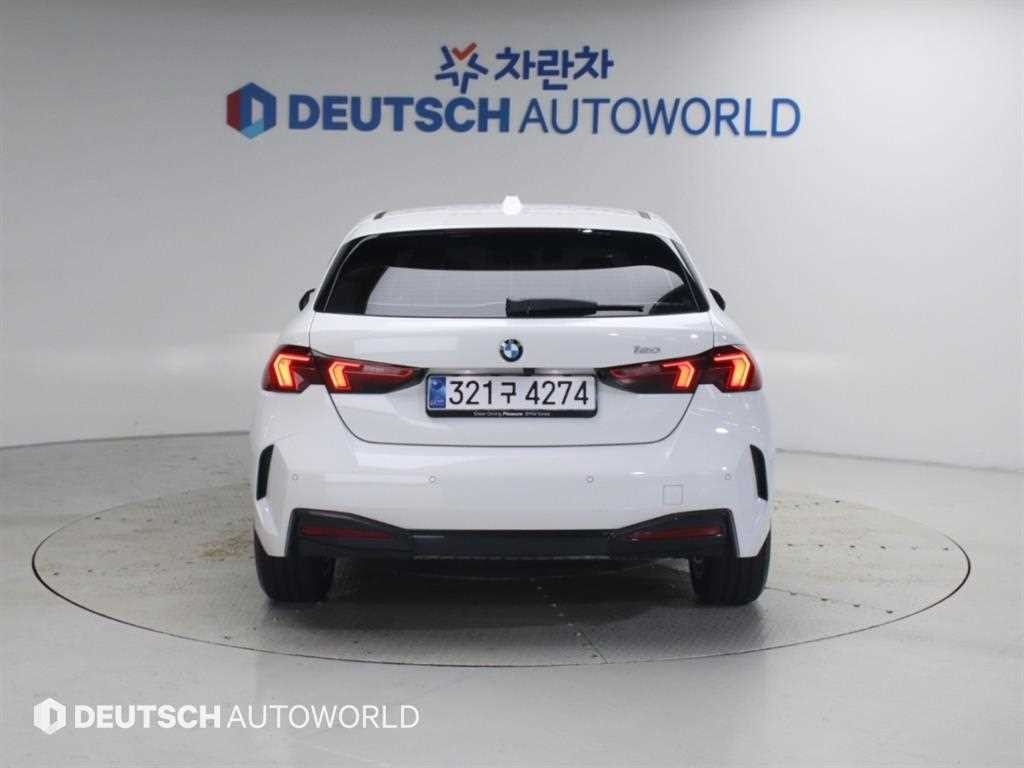 BMW 1시리즈 1시리즈 (F52) 120 이미지 4