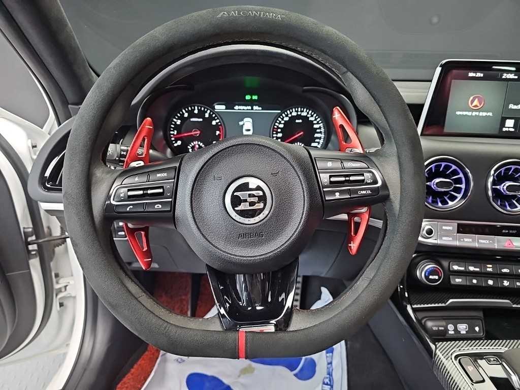 기아 스팅어 가솔린 3.3 터보 AWD GT 이미지 9