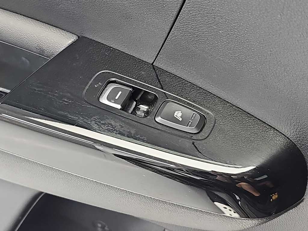 기아 스포티지 스포티지 더 볼드 2.0 디젤 2WD 노블레스 이미지 14