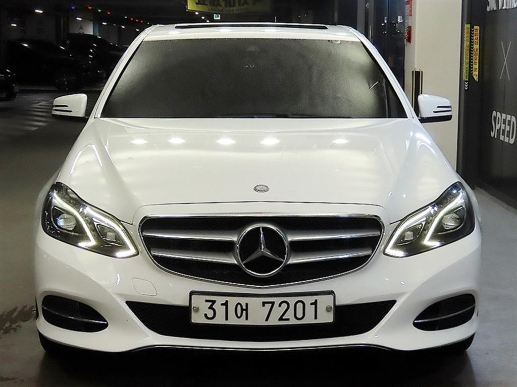벤츠 E 클래스 E-클래스 W212 E220 CDI 아방가르드 이미지 2