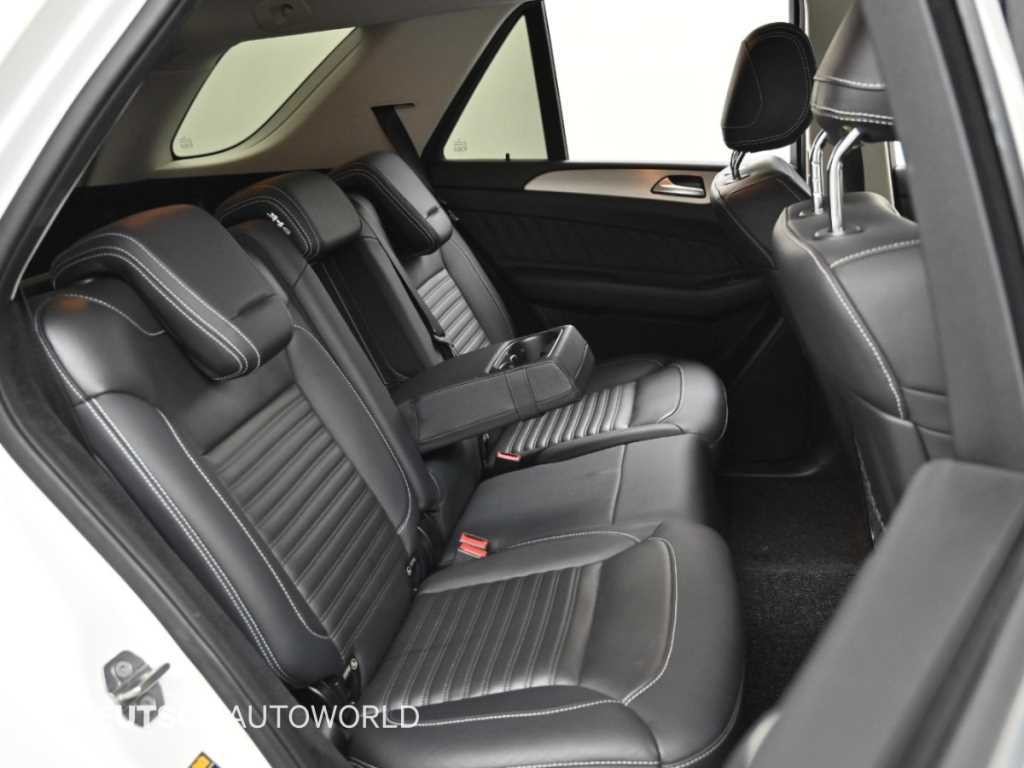벤츠 GLE 클래스 GLE 클래스 W166 GLE 350 d 4MATIC 프리미엄 이미지 12