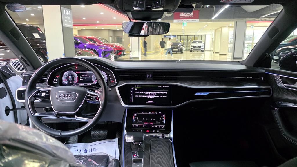 아우디 A7 A7 (4K) 55 TFSI 콰트로 프리미엄 이미지 2