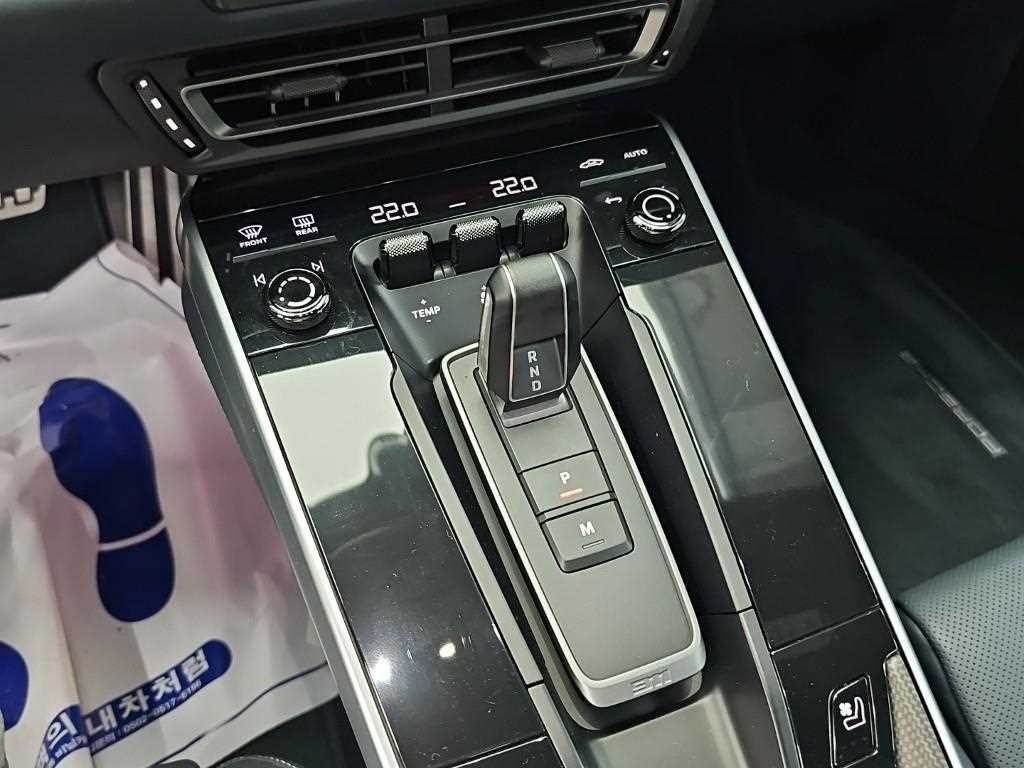 포르쉐 911 911(992) 터보 S 이미지 8