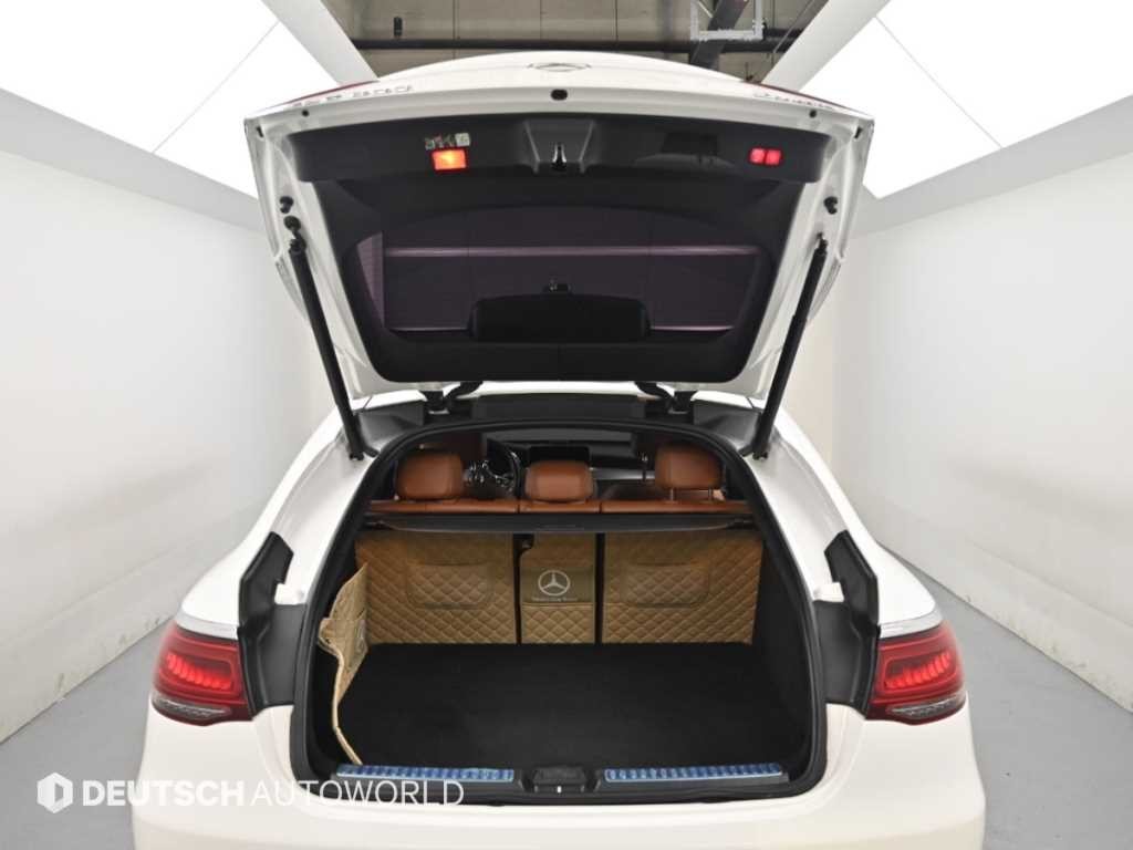 벤츠 GLC 클래스 GLC클래스 X253 GLC 300 4MATIC 쿠페 이미지 19