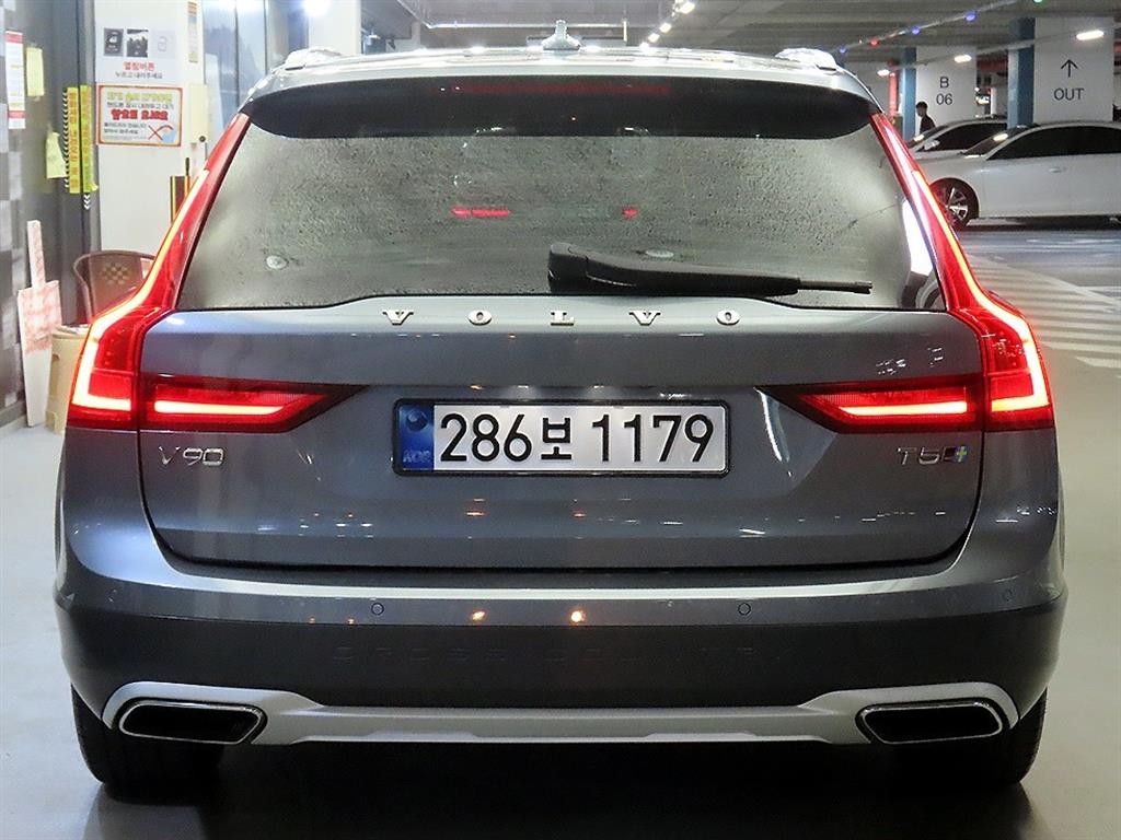 볼보 V90 V90 크로스컨트리 T5 프로 AWD 이미지 5