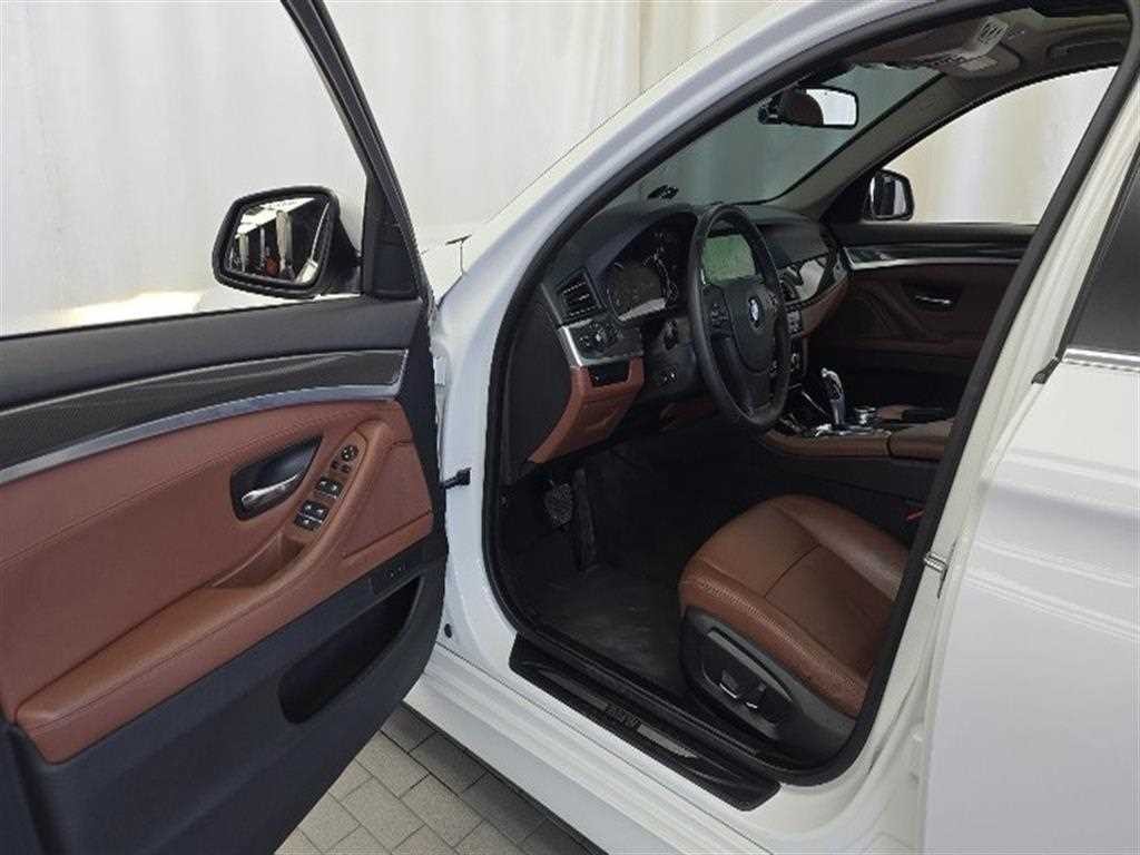 BMW 5시리즈 5시리즈 (F10) 520d 이미지 10