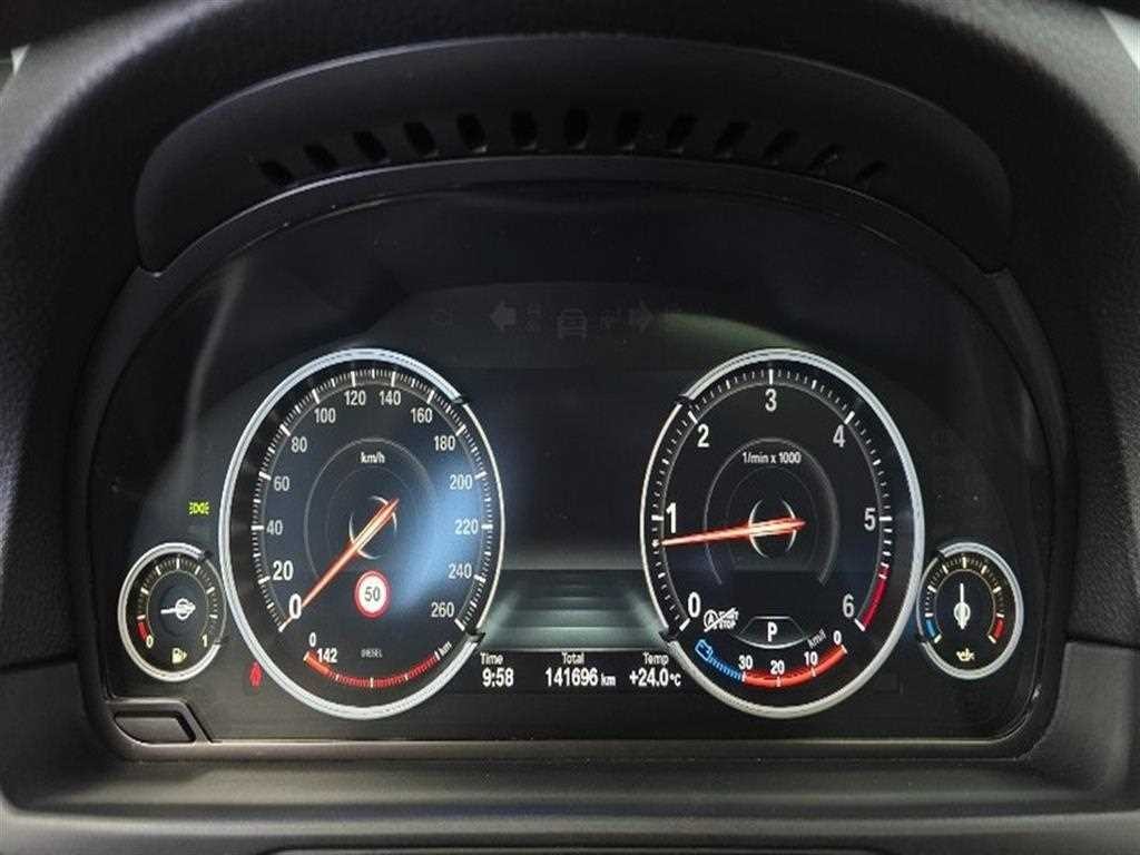 BMW 5시리즈 5시리즈 (F10) 520d 이미지 8