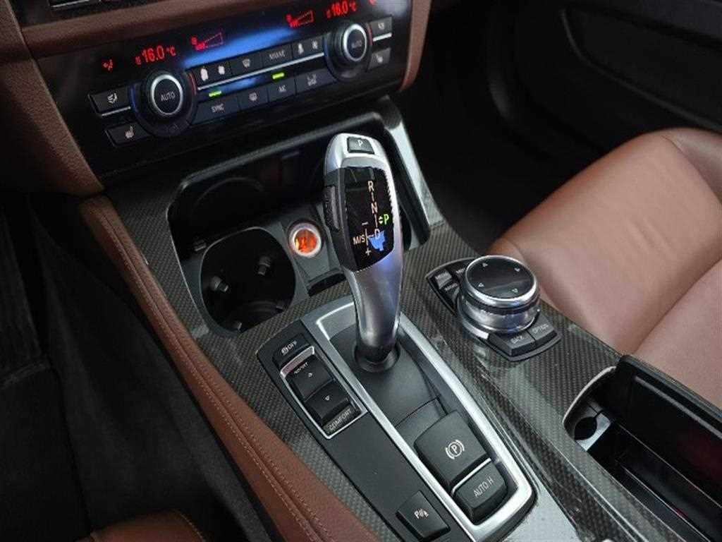 BMW 5시리즈 5시리즈 (F10) 520d 이미지 9