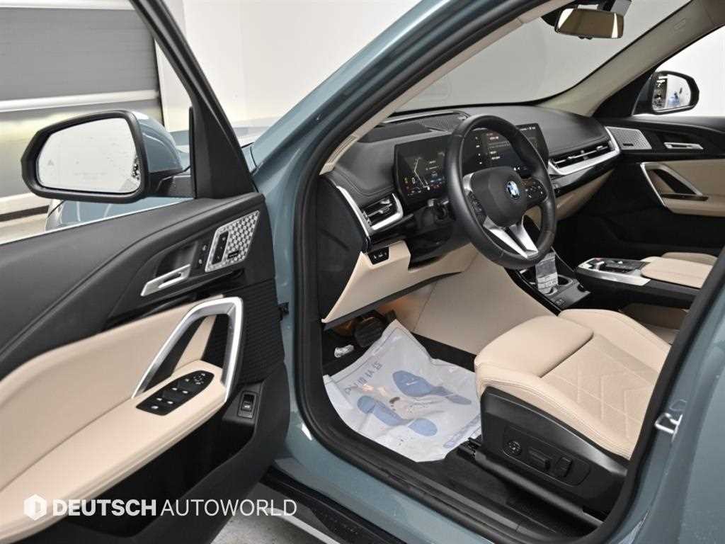 BMW X1 X1 (U11) xDrive 20i xLine 이미지 11