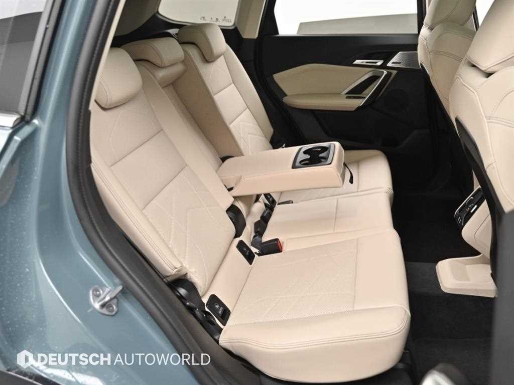 BMW X1 X1 (U11) xDrive 20i xLine 이미지 12