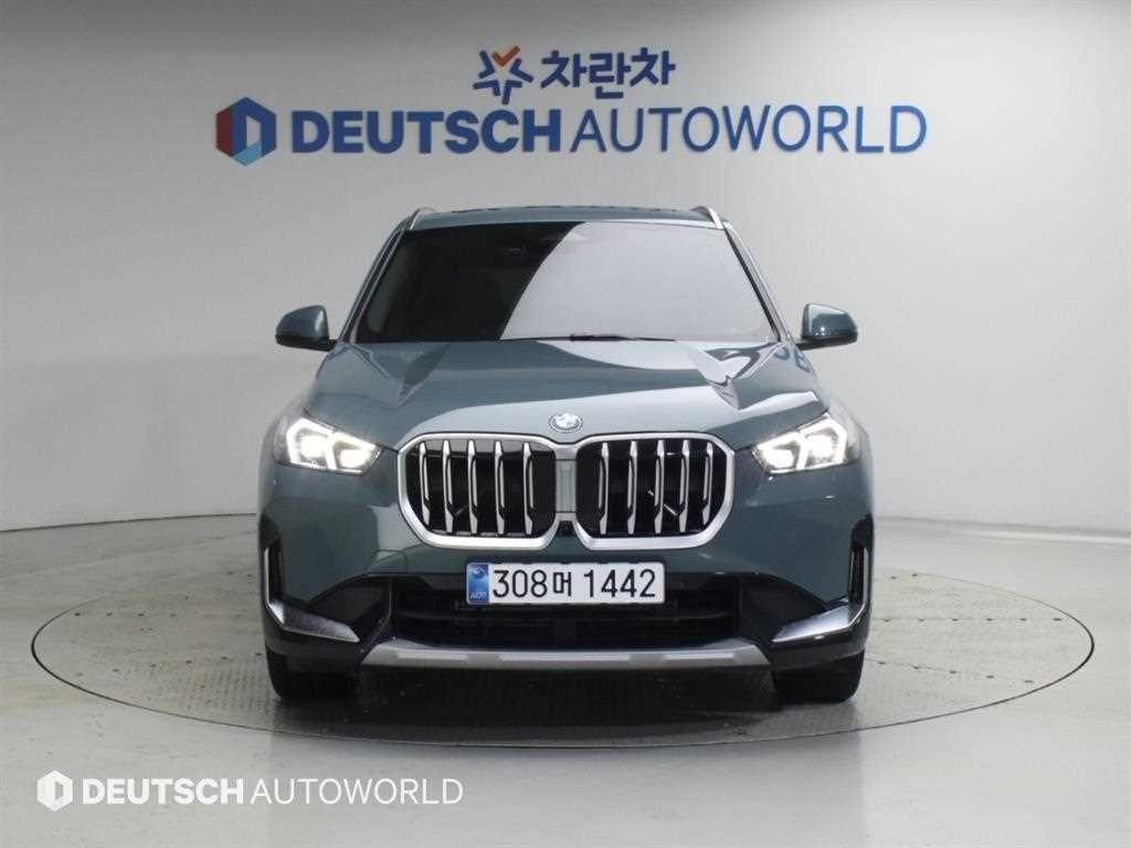 BMW X1 X1 (U11) xDrive 20i xLine 이미지 3