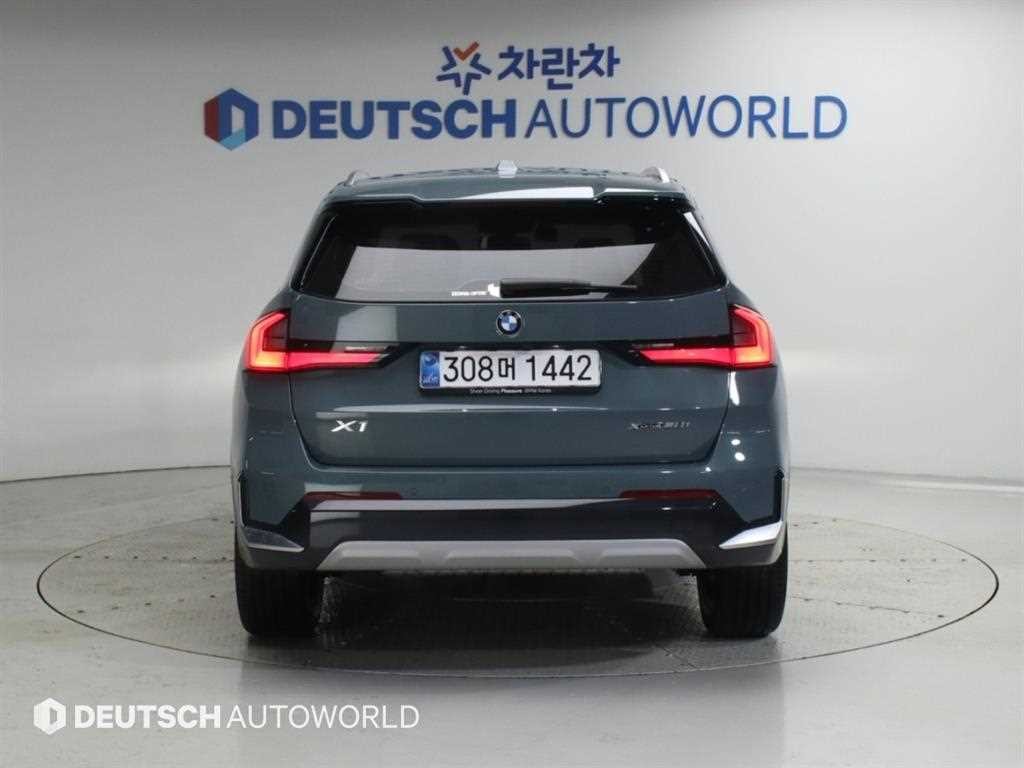 BMW X1 X1 (U11) xDrive 20i xLine 이미지 4