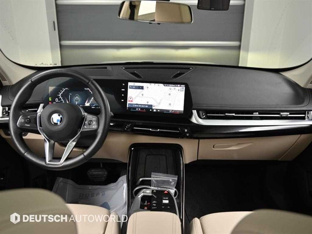 BMW X1 X1 (U11) xDrive 20i xLine 이미지 7