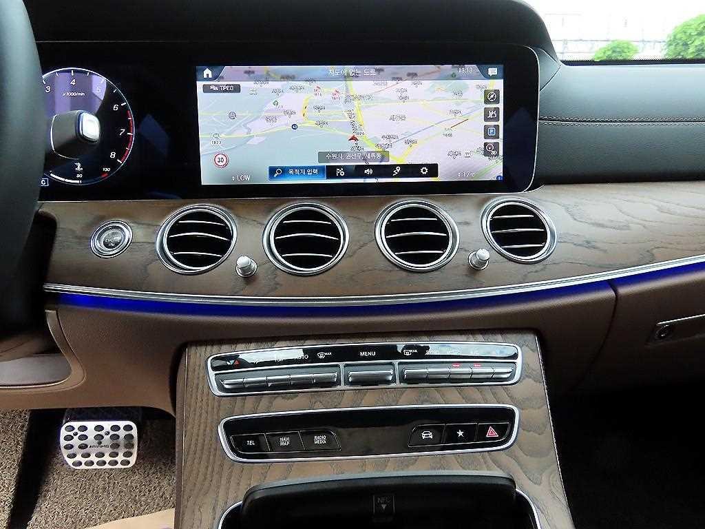 벤츠 E 클래스 E-클래스 W213 E250 익스클루시브 이미지 14