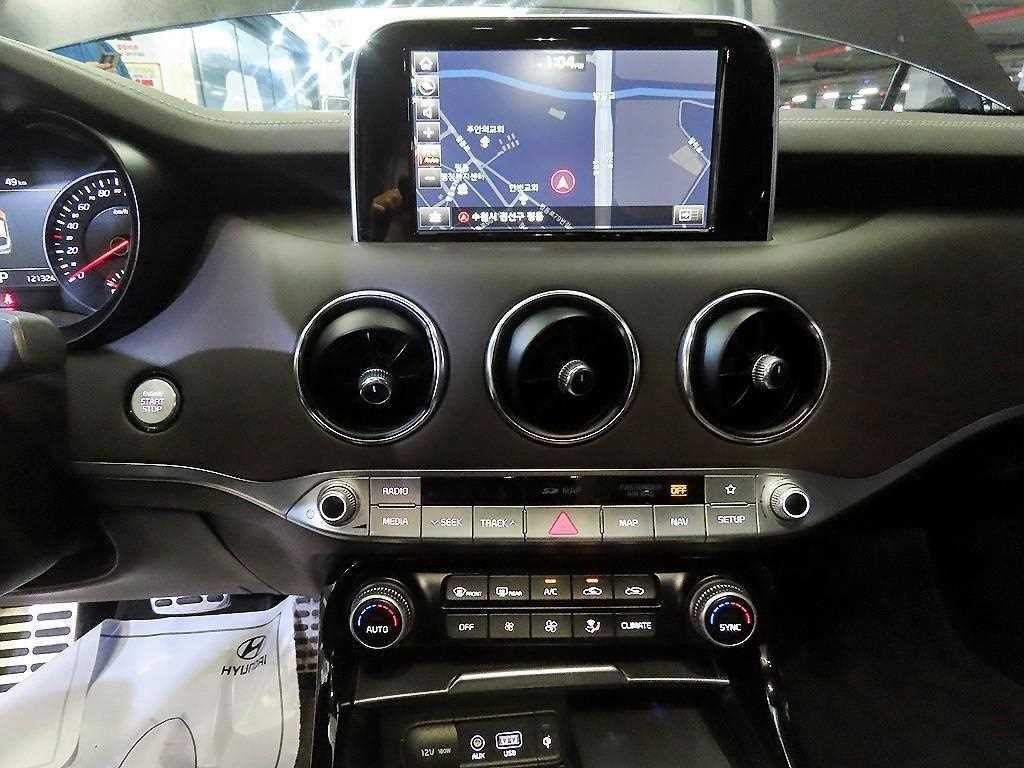 기아 스팅어 가솔린 3.3 터보 2WD GT 이미지 11