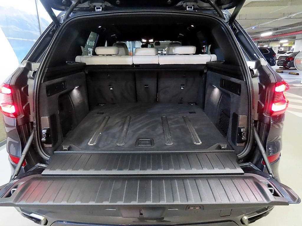 BMW X5 X5 (G05) M50i 이미지 16