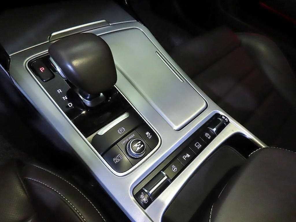 기아 스팅어 가솔린 2.0 터보 AWD 플래티넘 이미지 12