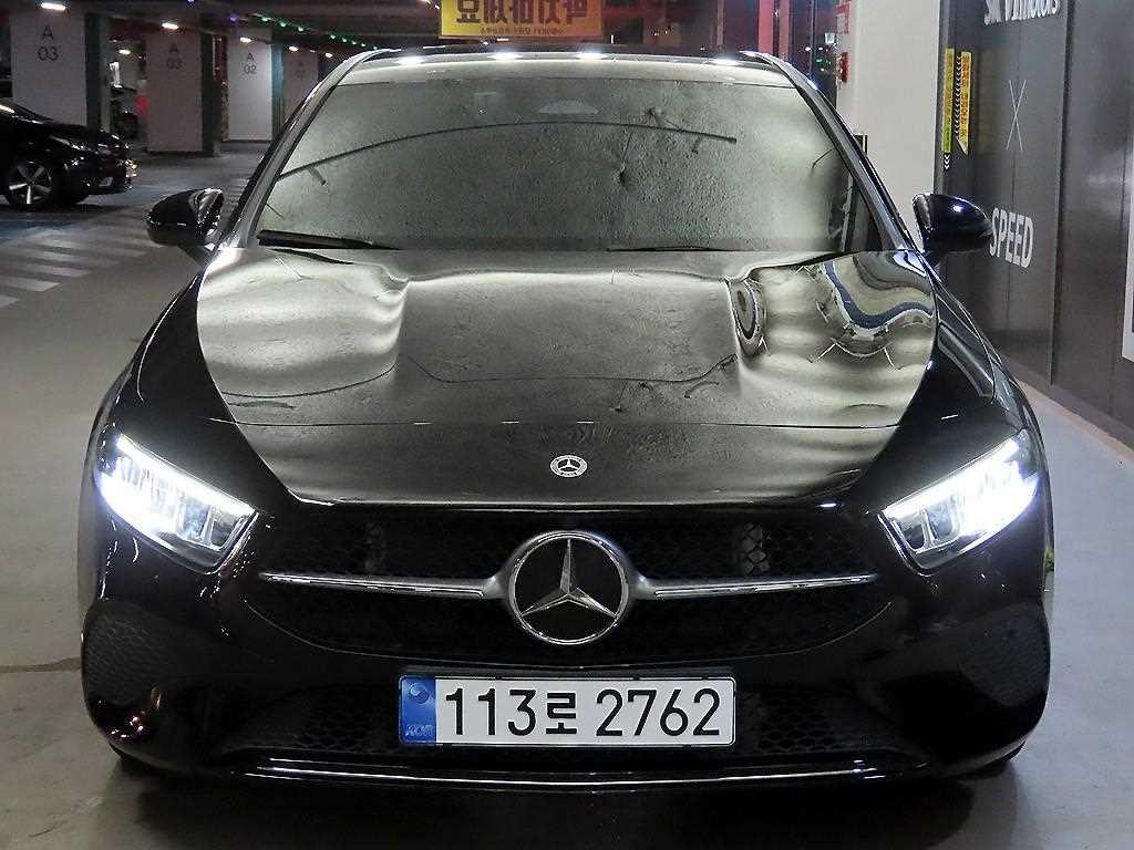 벤츠 A 클래스 A클래스 W177 A220 해치백 이미지 2