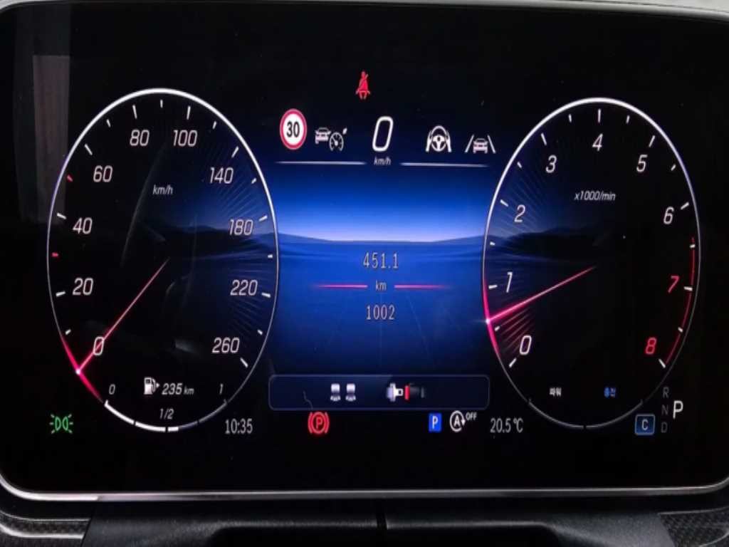 벤츠 CLE 클래스 CLE 200 쿠페 이미지 9