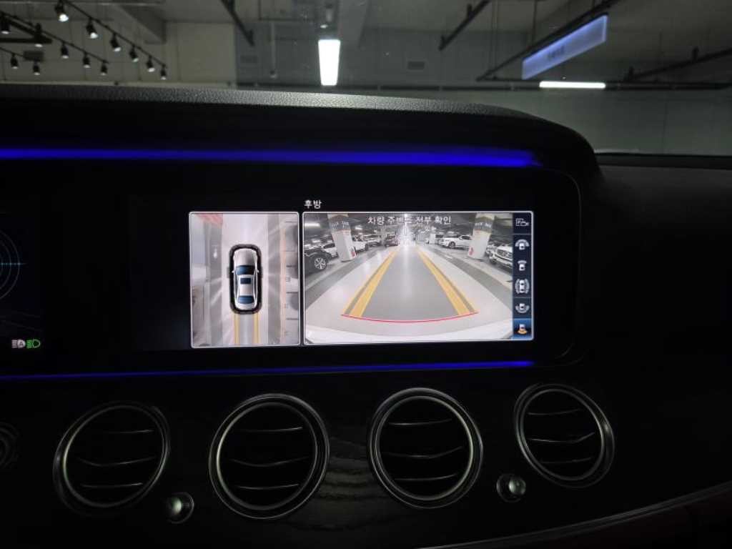 벤츠 E 클래스 E-클래스 W213 E300 4MATIC 익스클루시브 이미지 12