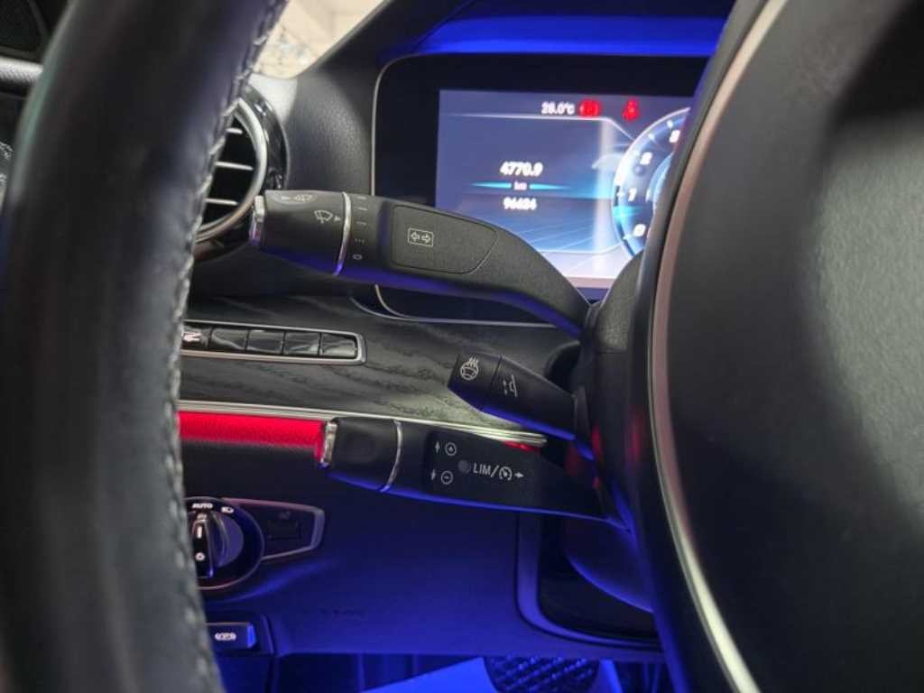벤츠 E 클래스 E-클래스 W213 E300 4MATIC 익스클루시브 이미지 14