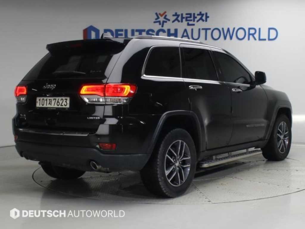 지프 체로키 그랜드 체로키 3.0 디젤 리미티드 이미지 2