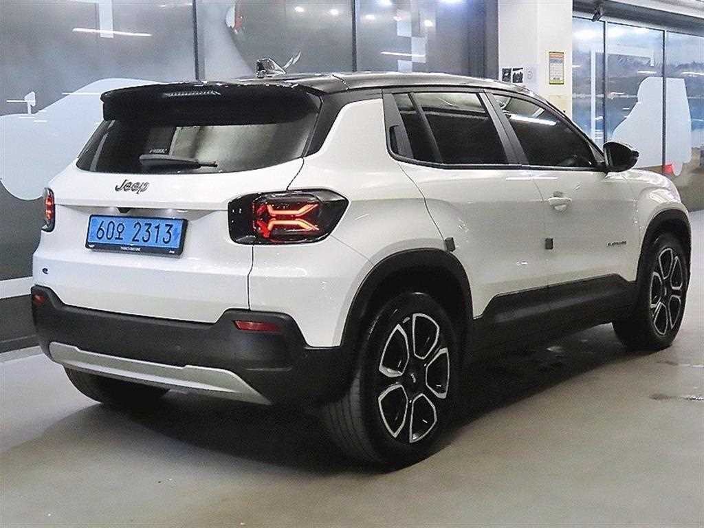 지프 어벤저 알티튜드 이미지 4