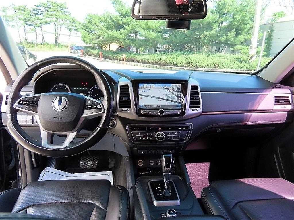 KG모빌리티(쌍용) 렉스턴 렉스턴 스포츠 4WD 디젤 2.2 노블레스 이미지 7